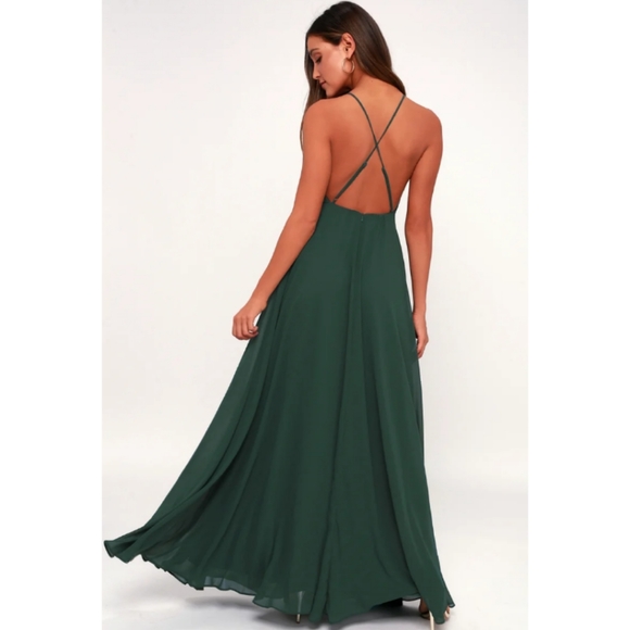 Lulu's 🌿 'Mythical Kind Of Love' Dark Green Maxi - Picture 3 of 8
